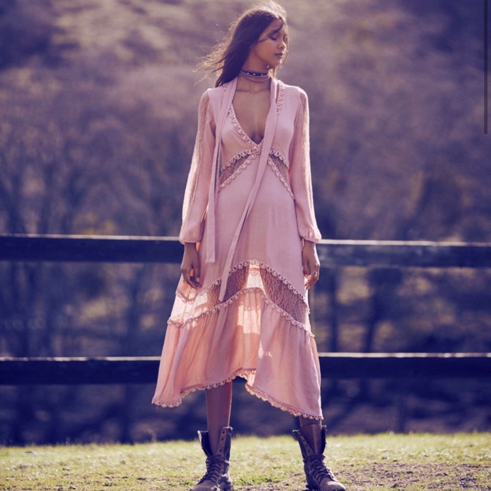 For Love & Lemons Lace Lillou MIdi Dress DustyRose